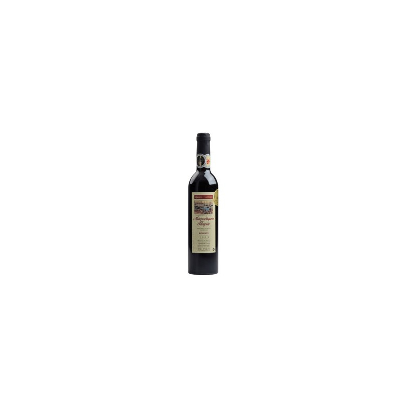 Vin mavrodaphne vin doux naturel grec de dessert cépage mavrodafni