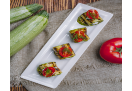 Roulés de courgette à la féta, sauce à la menthe et au citron Roulés de courgette à la féta, sauce à la menthe et au citron